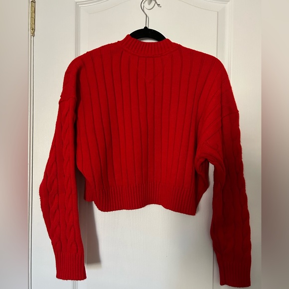 Tommy Hilfiger Crop Sweater - Picture 3 of 8